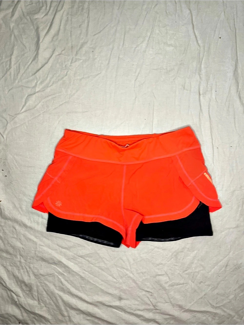 Athleta Speedwork Mid Rise Colorblock 2" Run Short Orange & Black Small